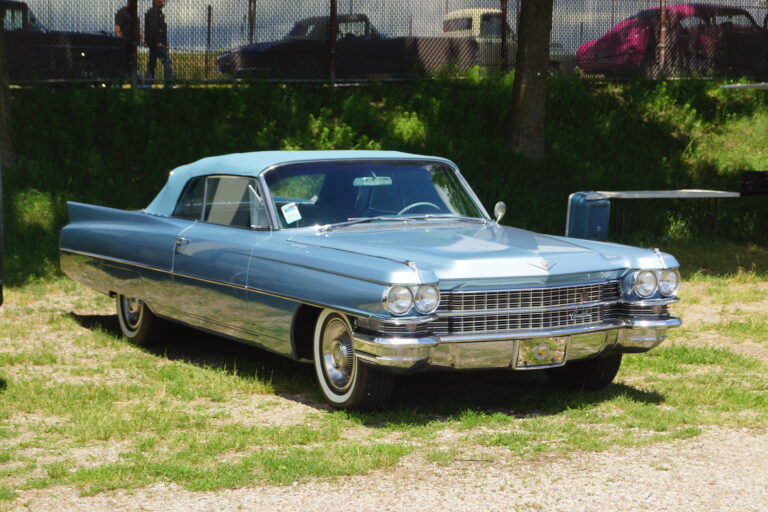 Cadillac Series 62